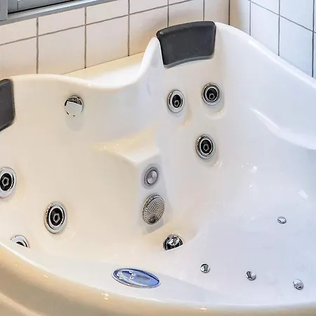 Cozy Retreat In Skovmose *